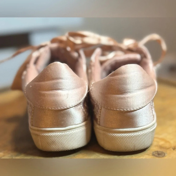 Betsey Johnson Floral pink sneakers - Picture 6 of 6